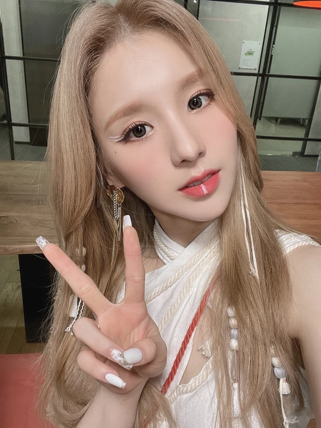 Heejin