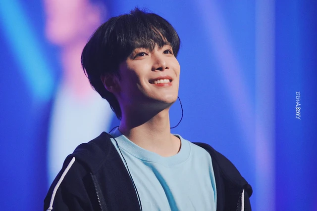 JR