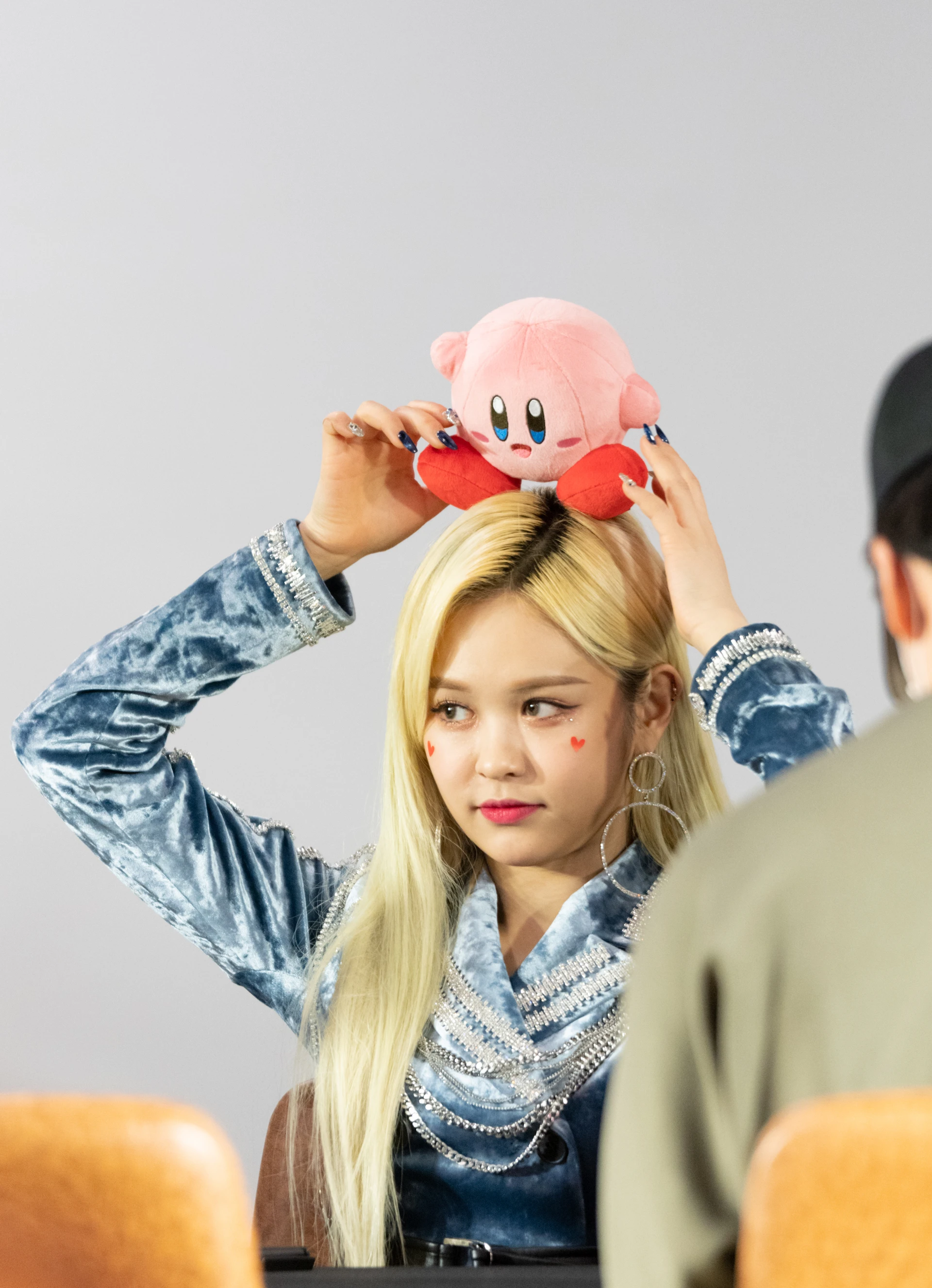 E:U