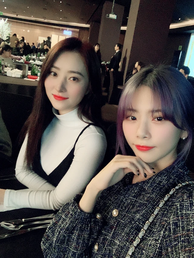 JiU
