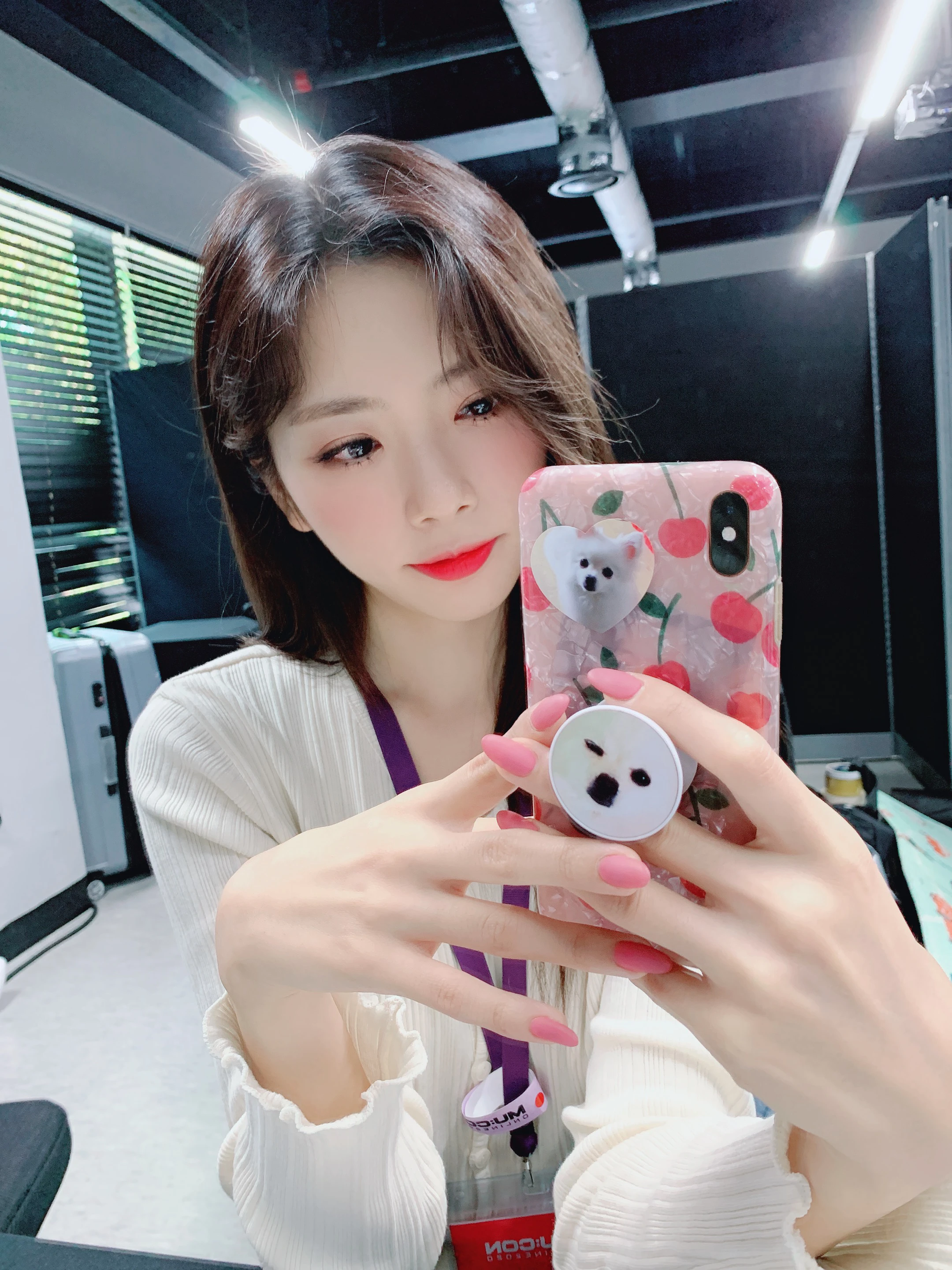JiU
