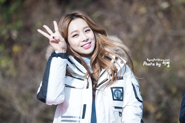 U.Ji