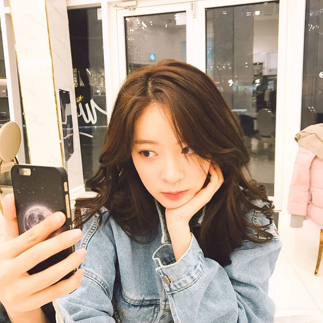 Ayoung