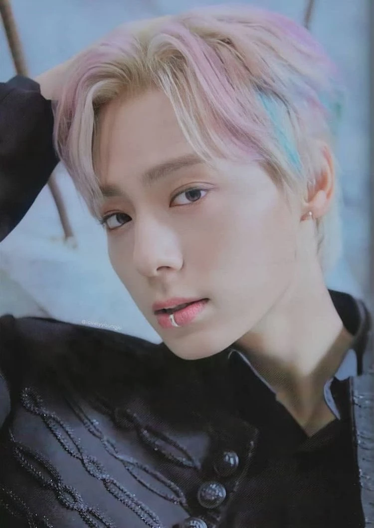 Hwanwoong