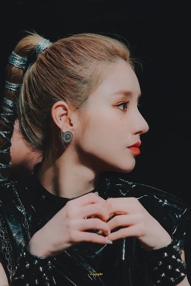 Heejin