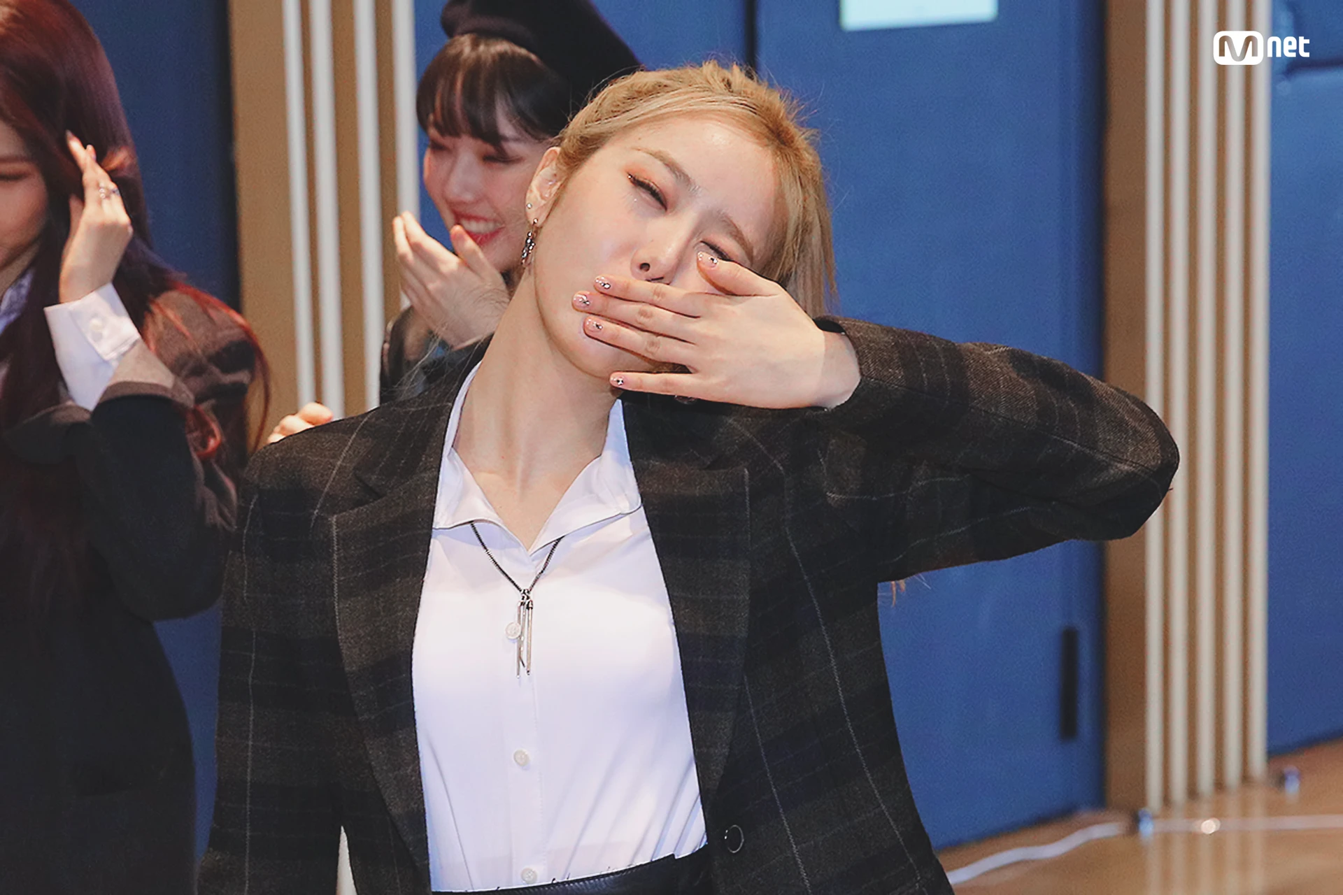 SinB