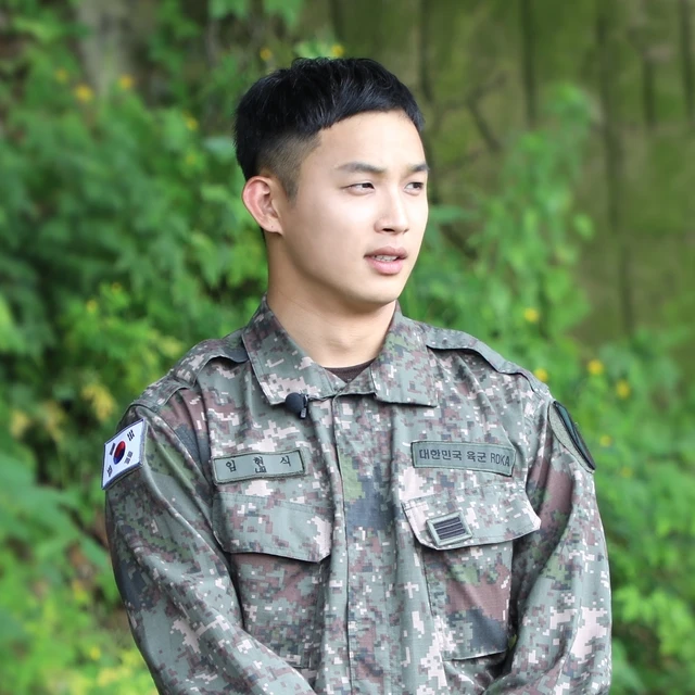 Hyunsik