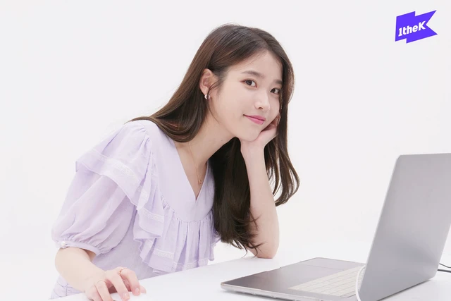 IU
