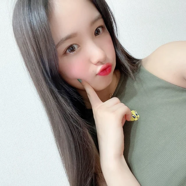 Momoka