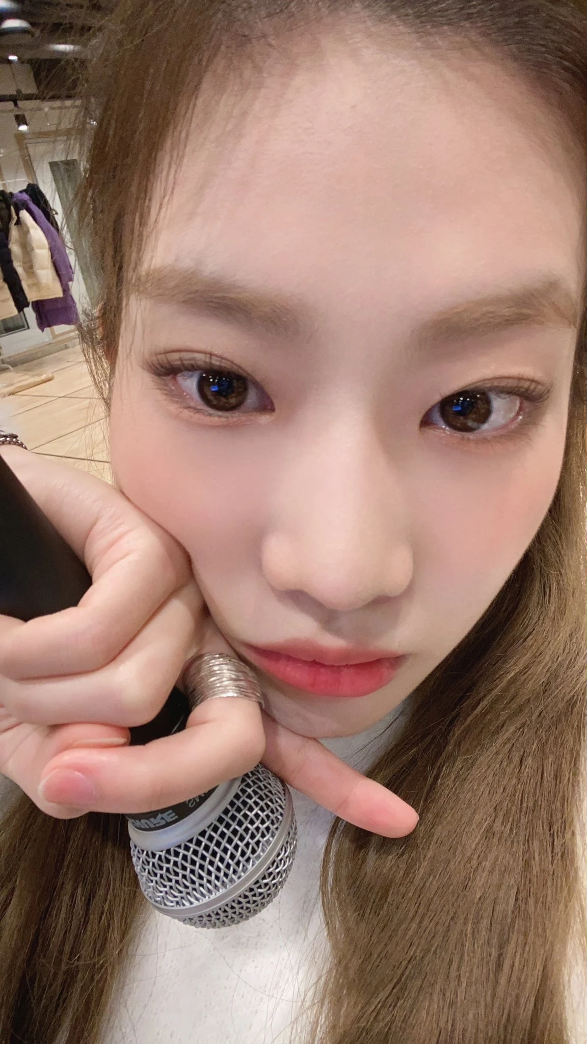 Kim Lip
