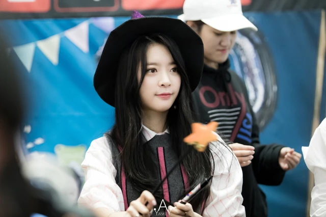 Ayoung