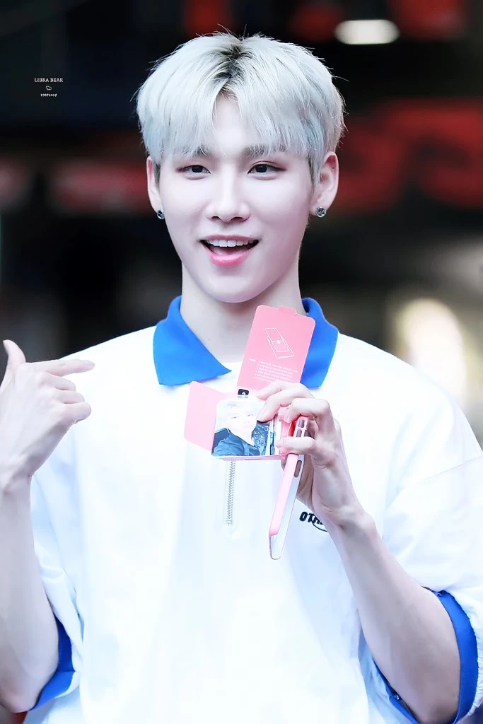 Woong