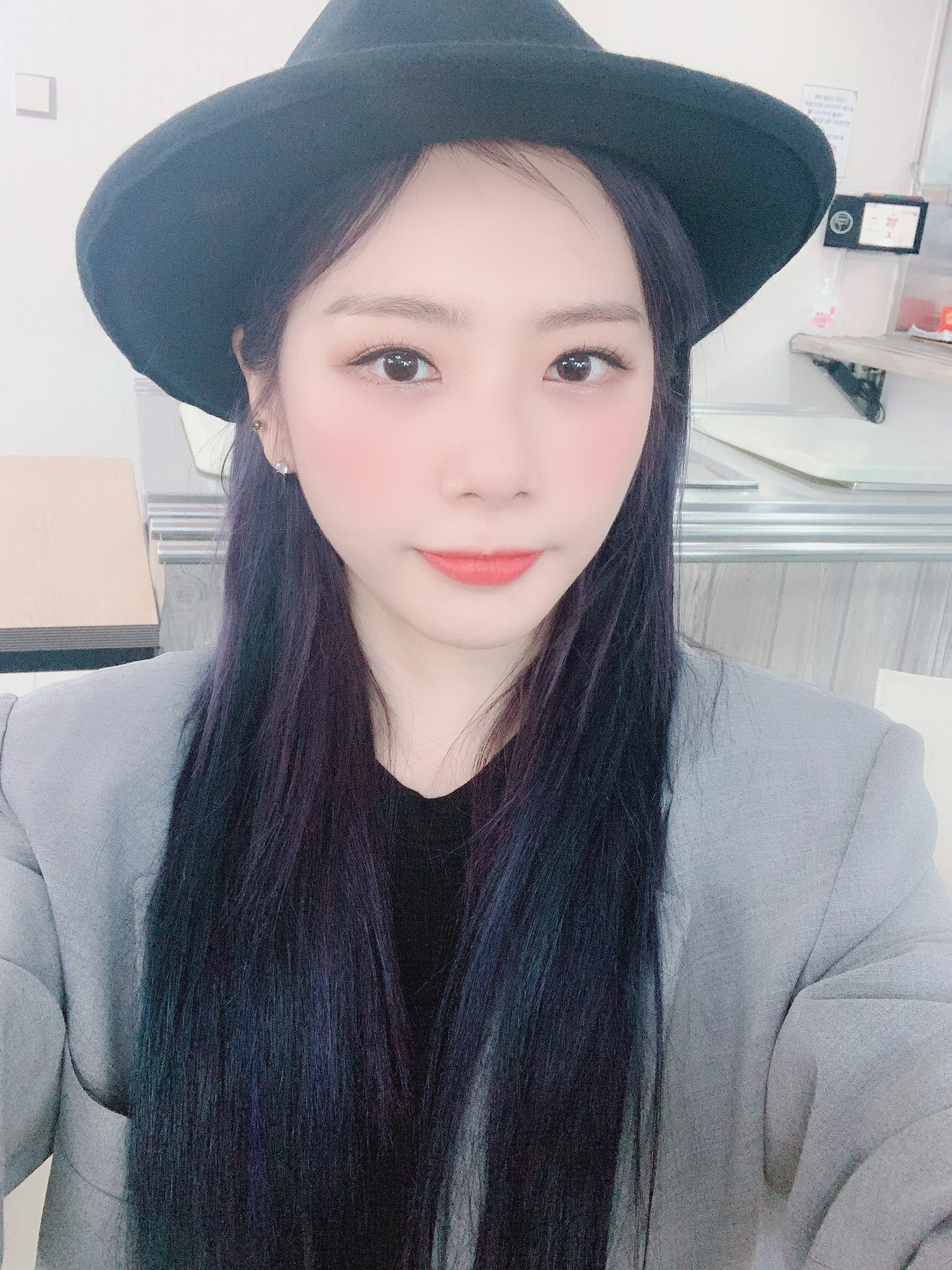 JiU