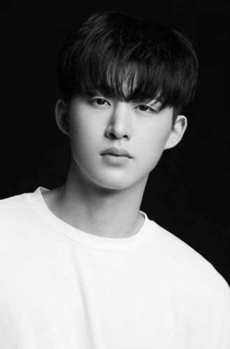 B. I