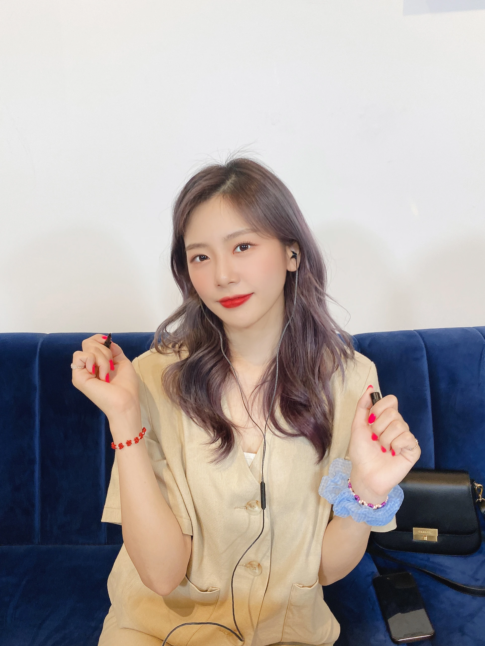 JiU