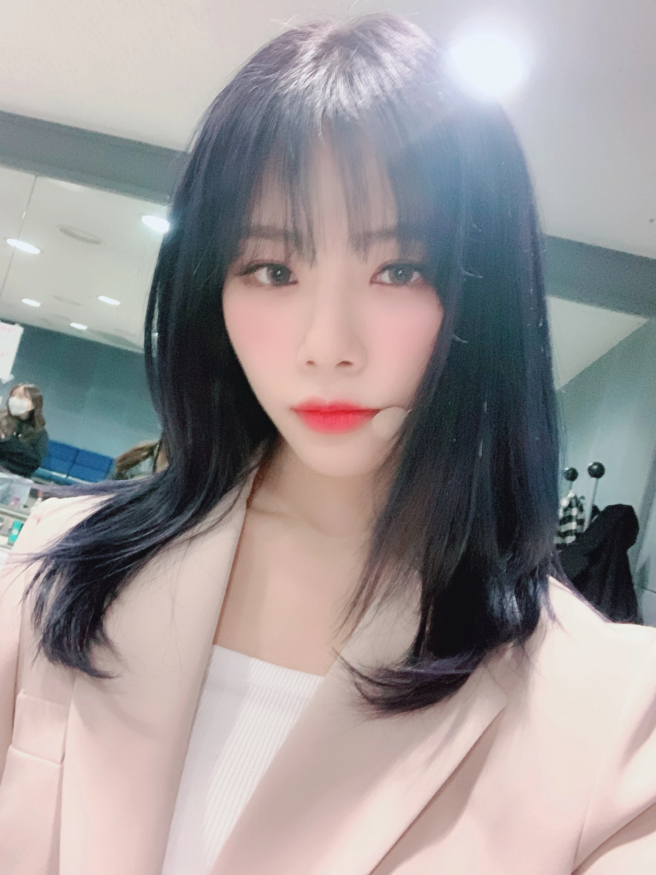 JiU
