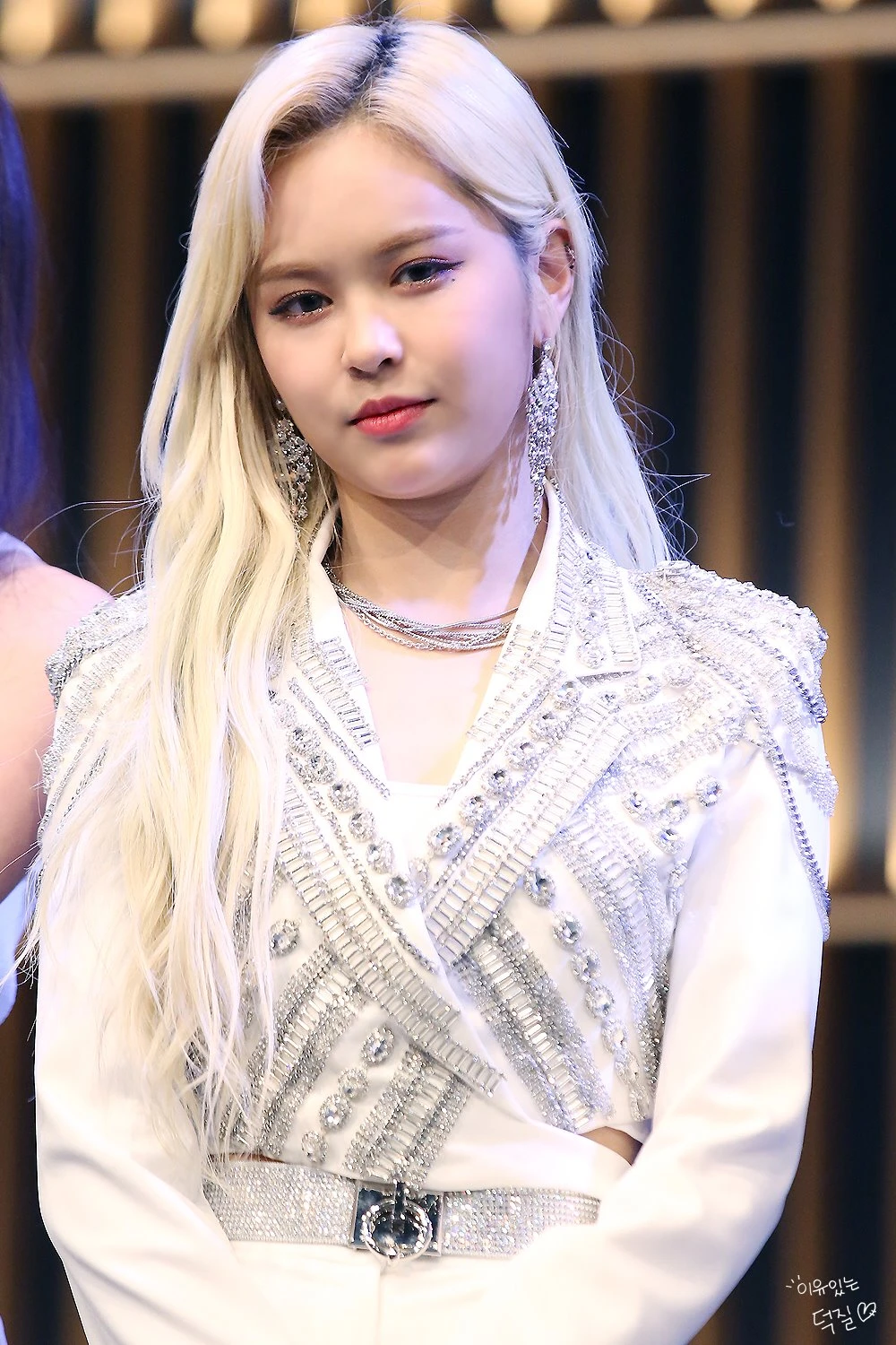 E:U