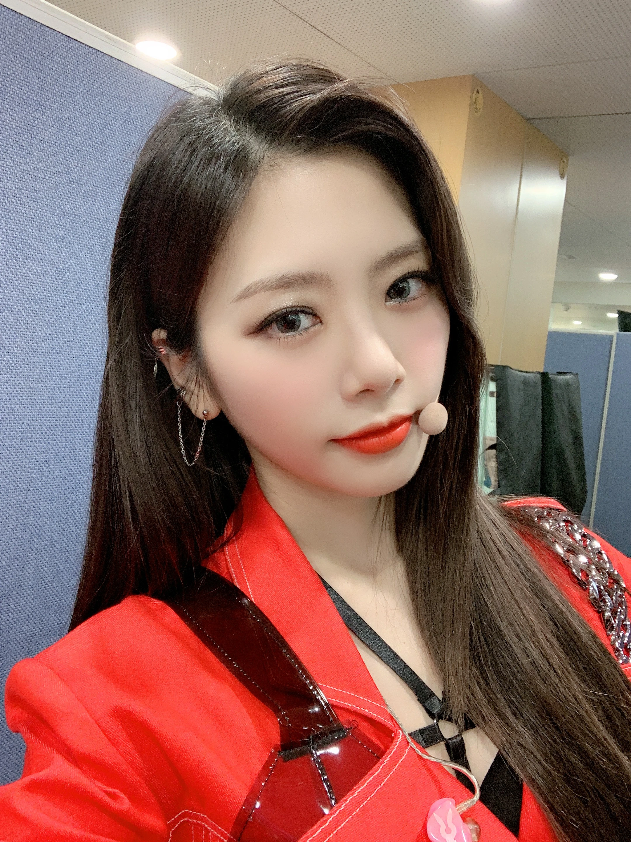 JiU