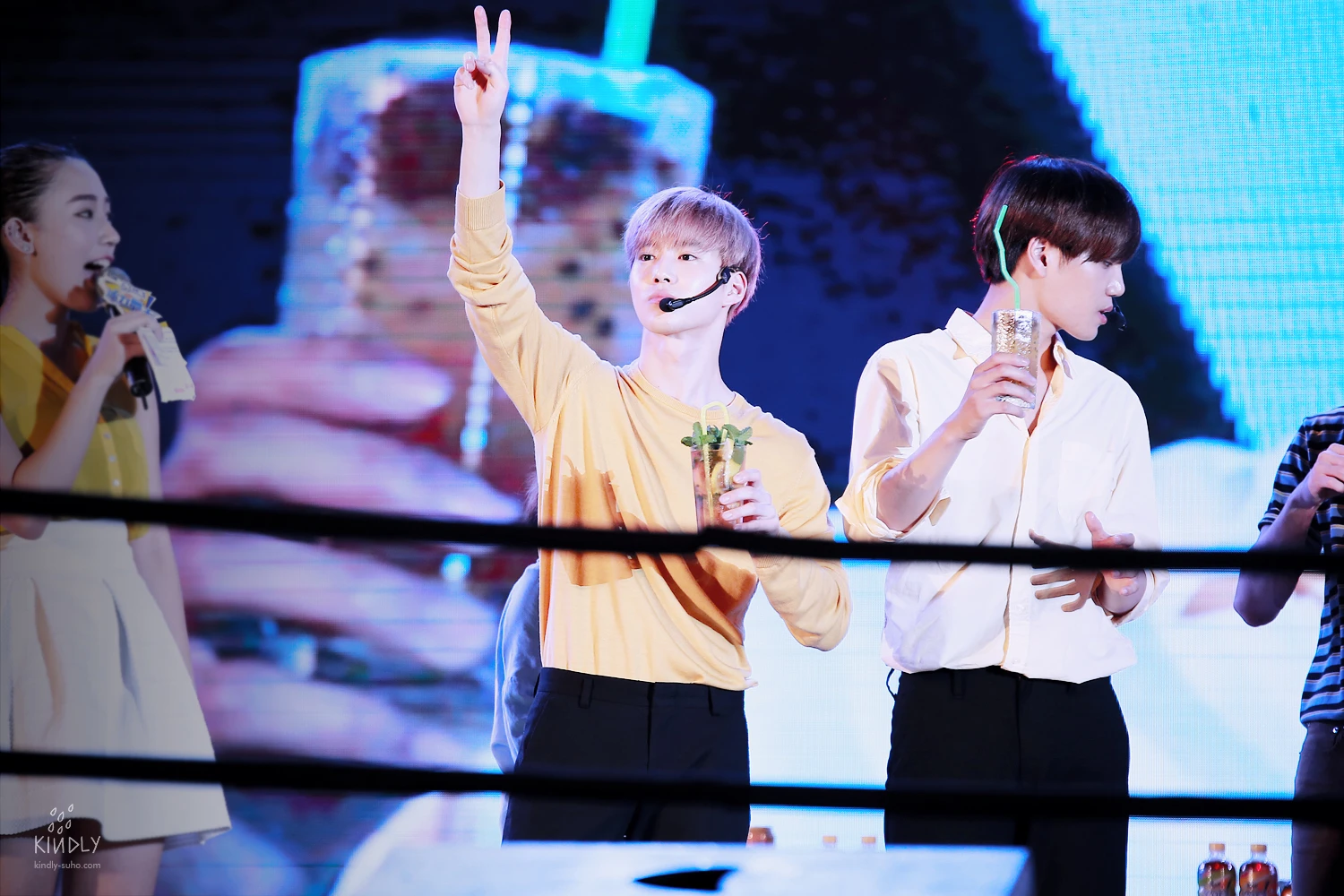 EXO