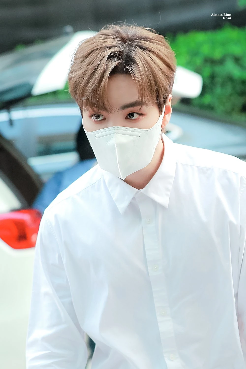 JR