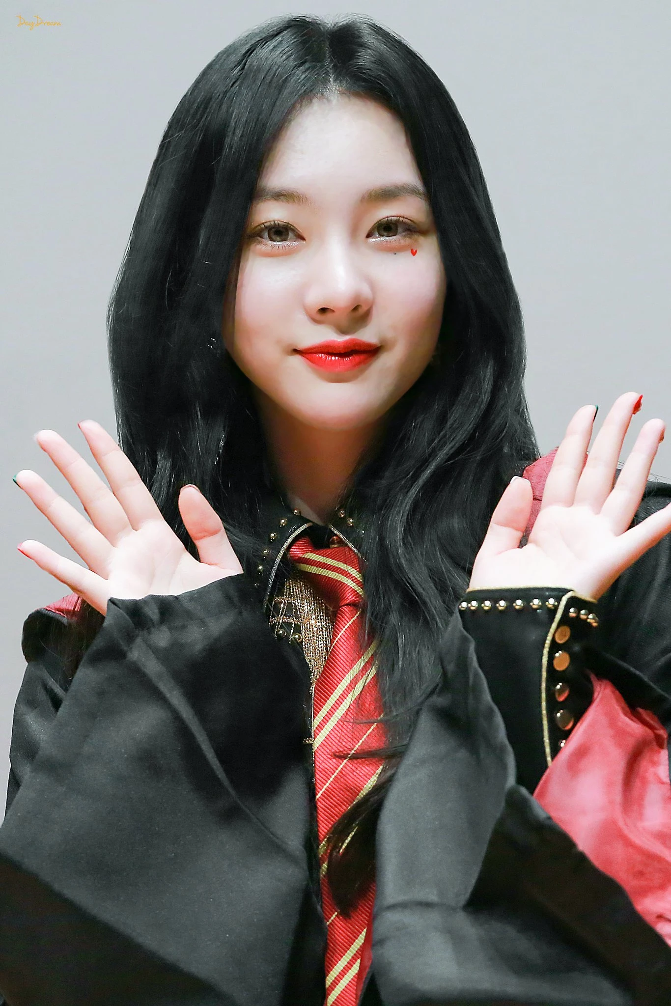 Yiyeon