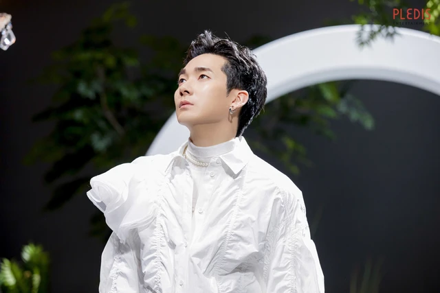 Aron