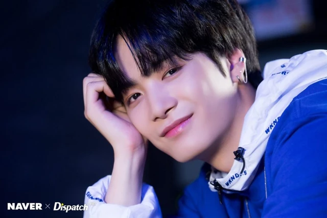 JR