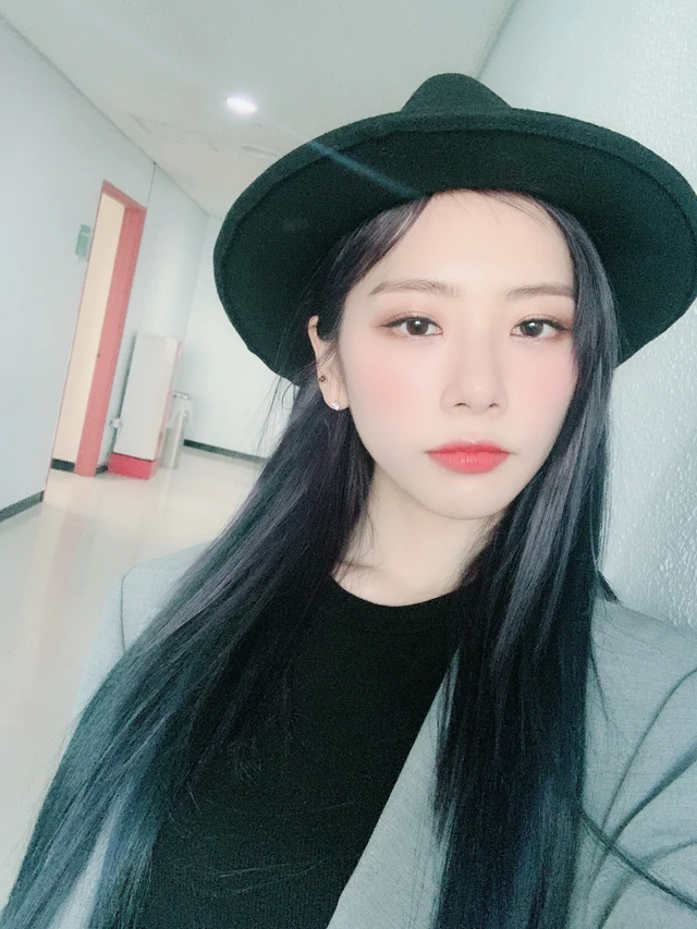 JiU