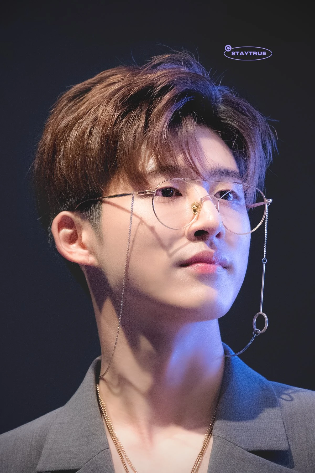 B. I