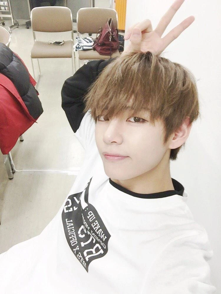 V