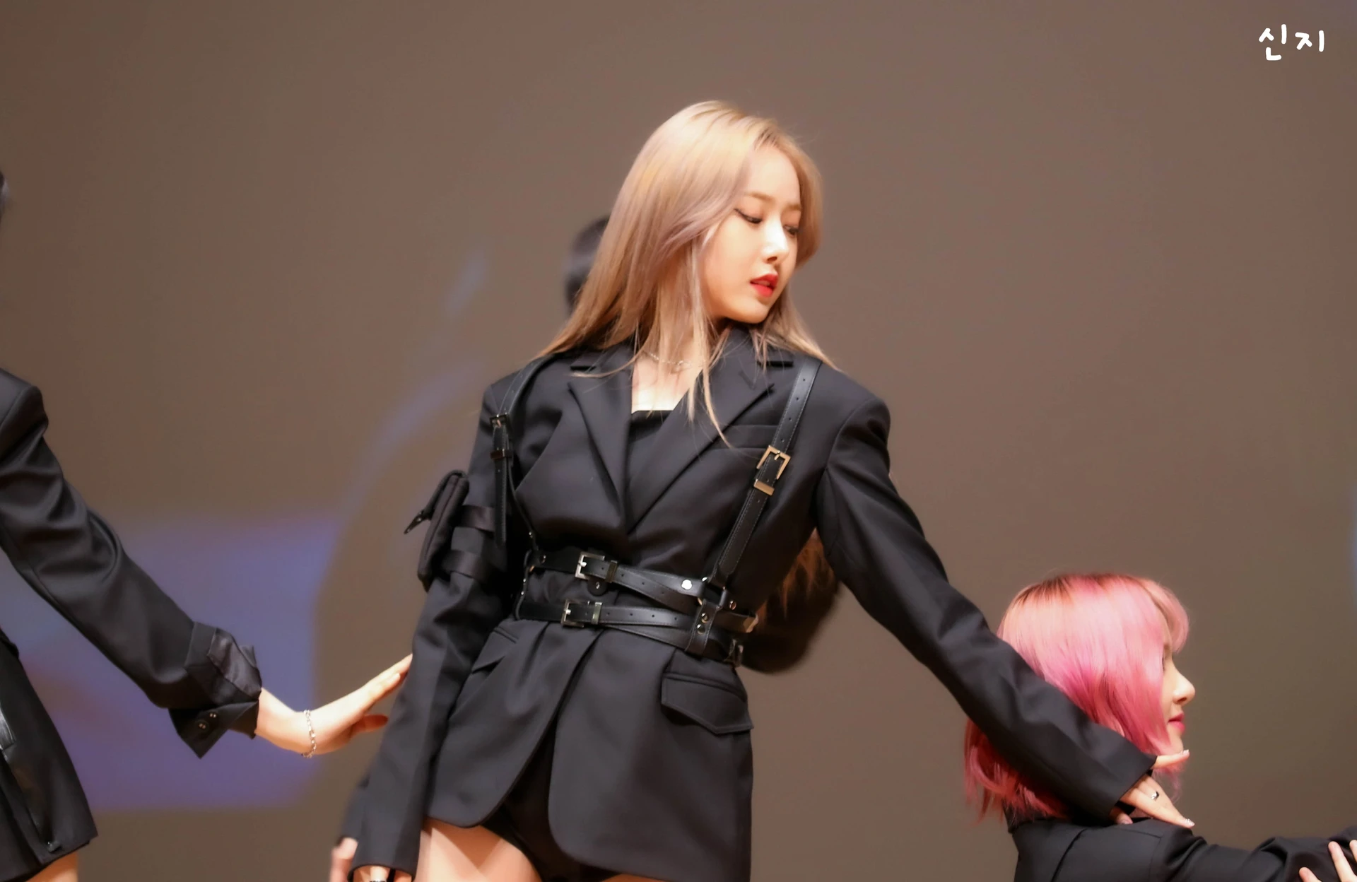 SinB