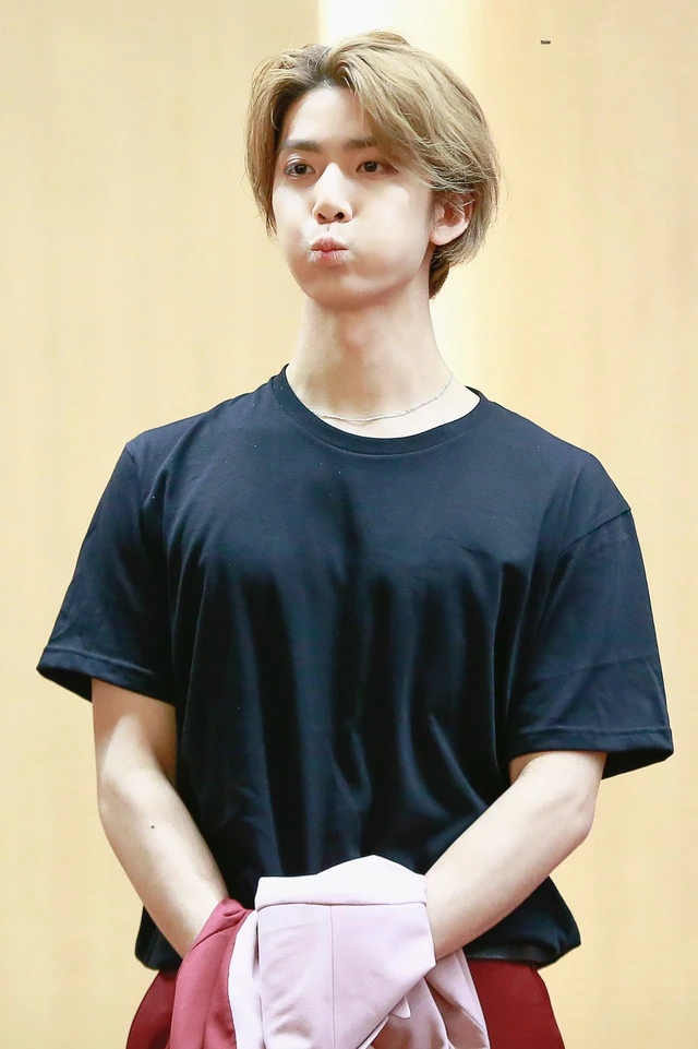 Hwiyoung