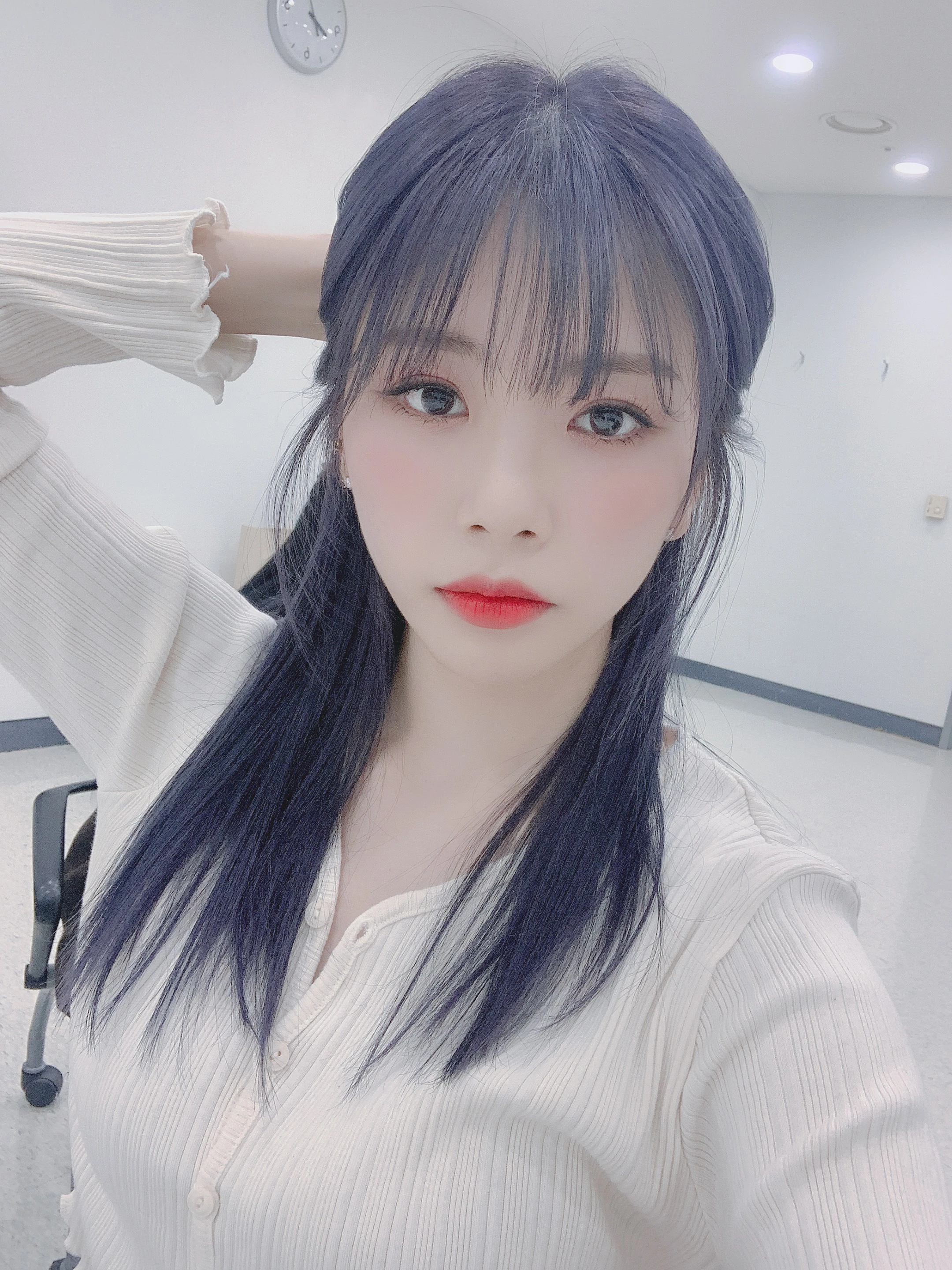 JiU