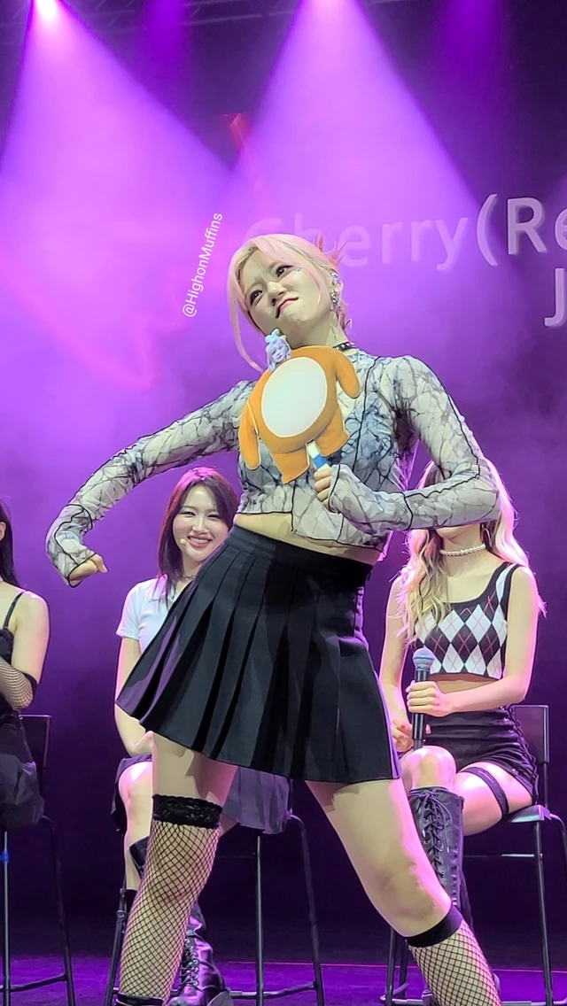 JiU