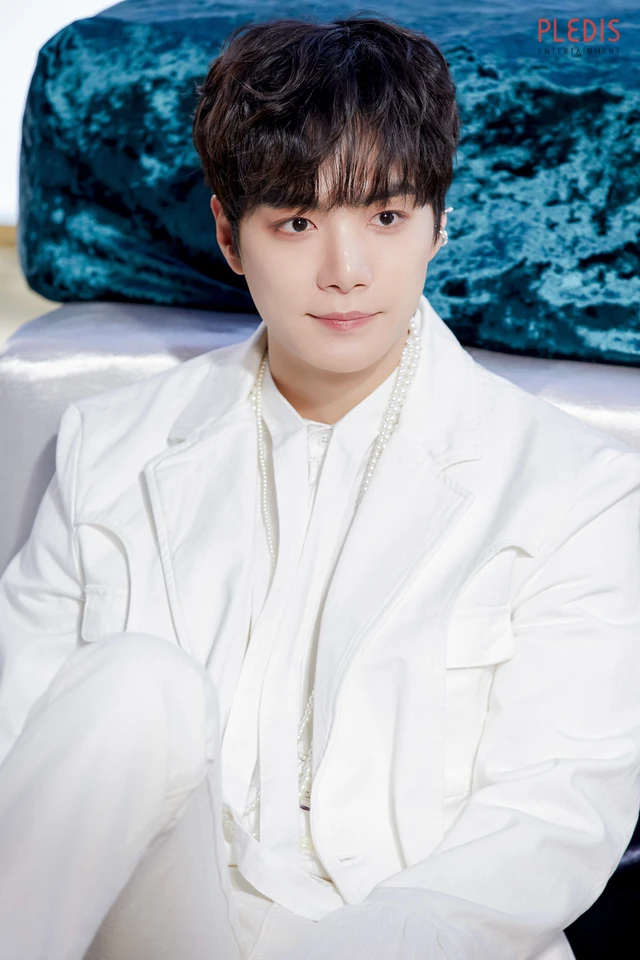 JR