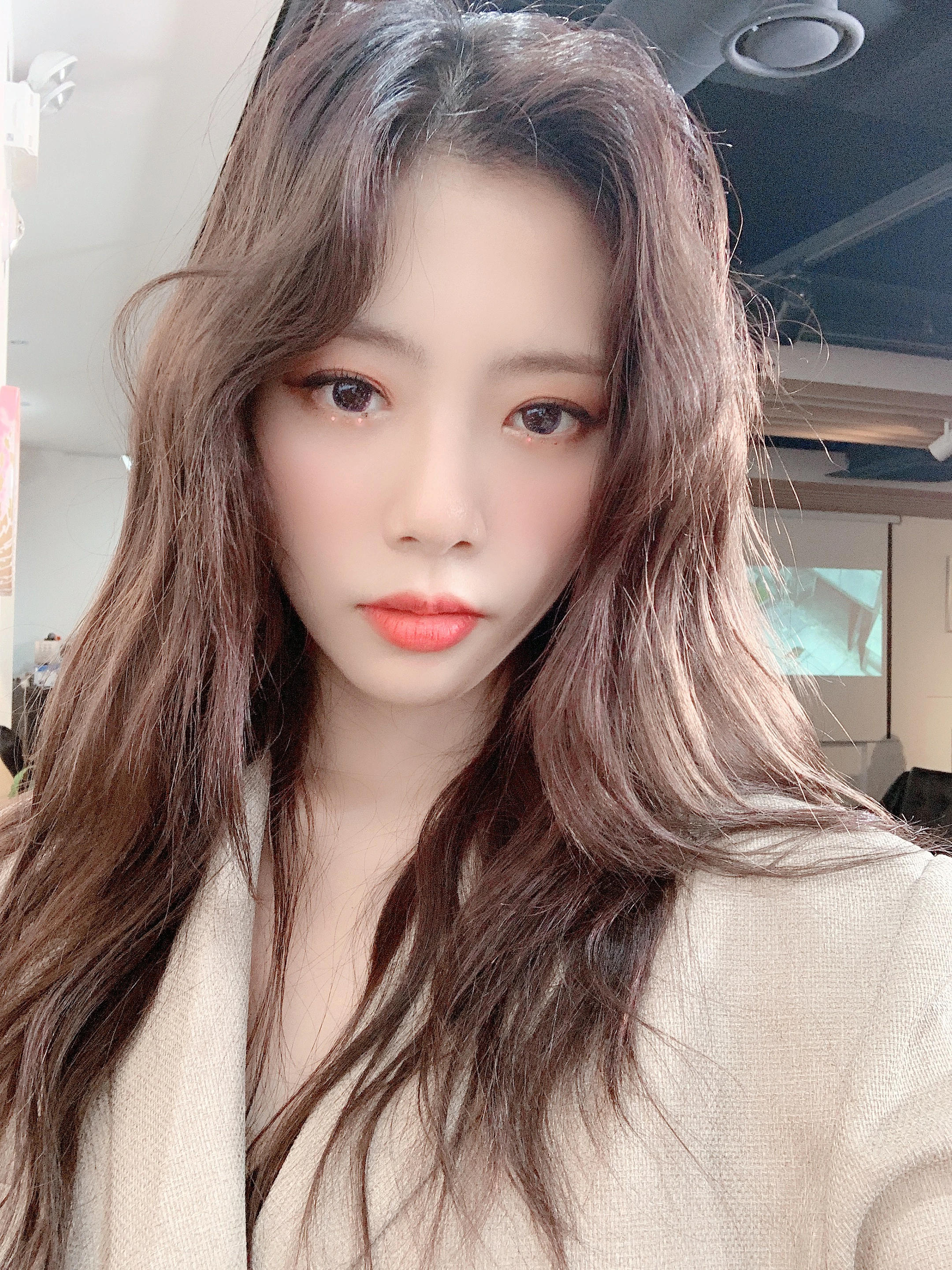 JiU