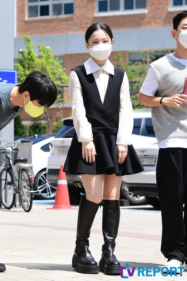 Lee Hi