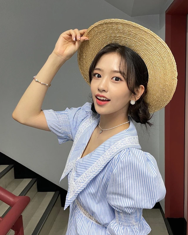 Yujin
