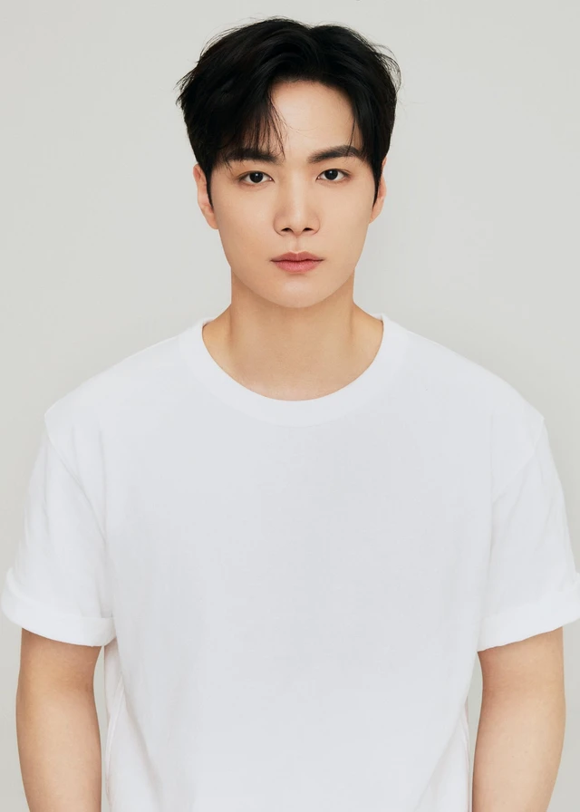 JR