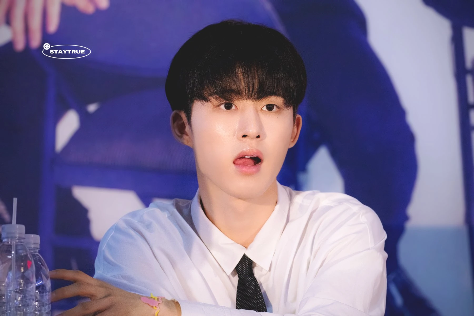 B. I
