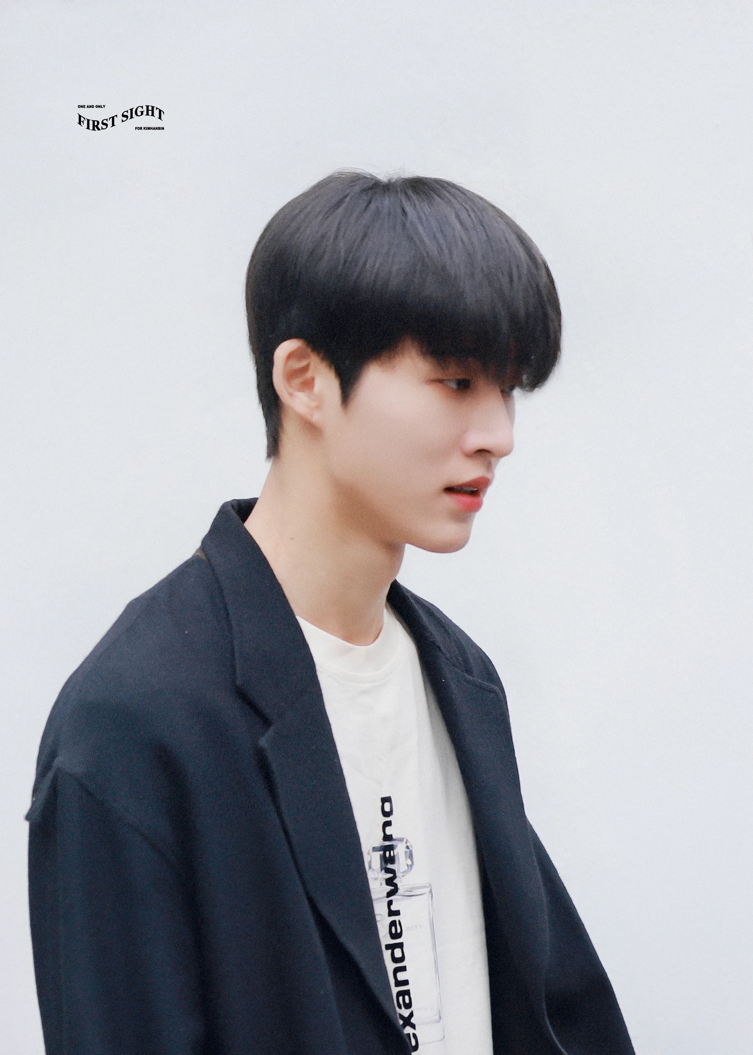 B. I