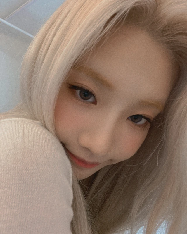 Kim Lip