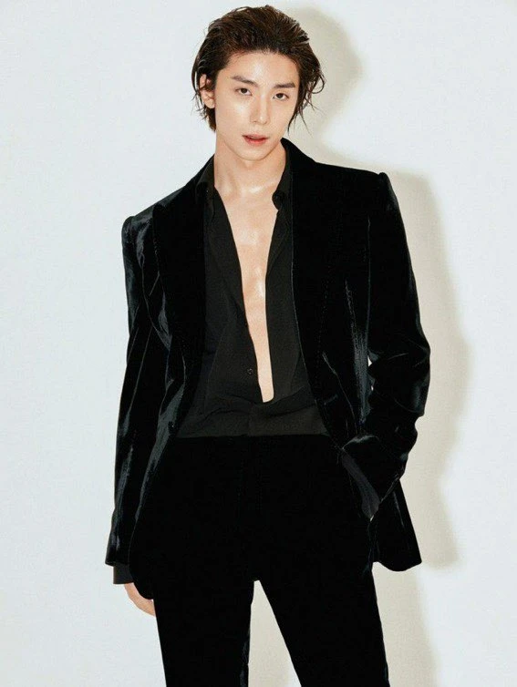 Hwiyoung