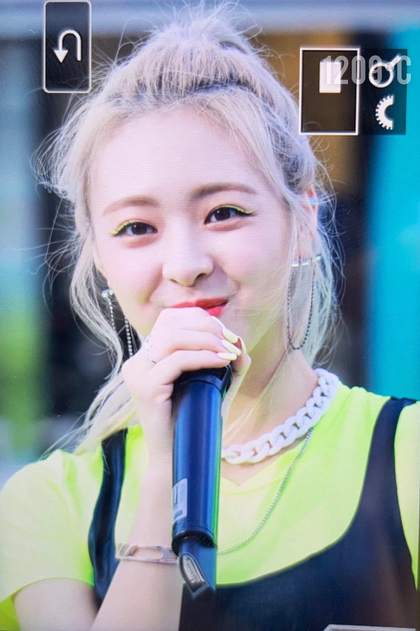 Yuna