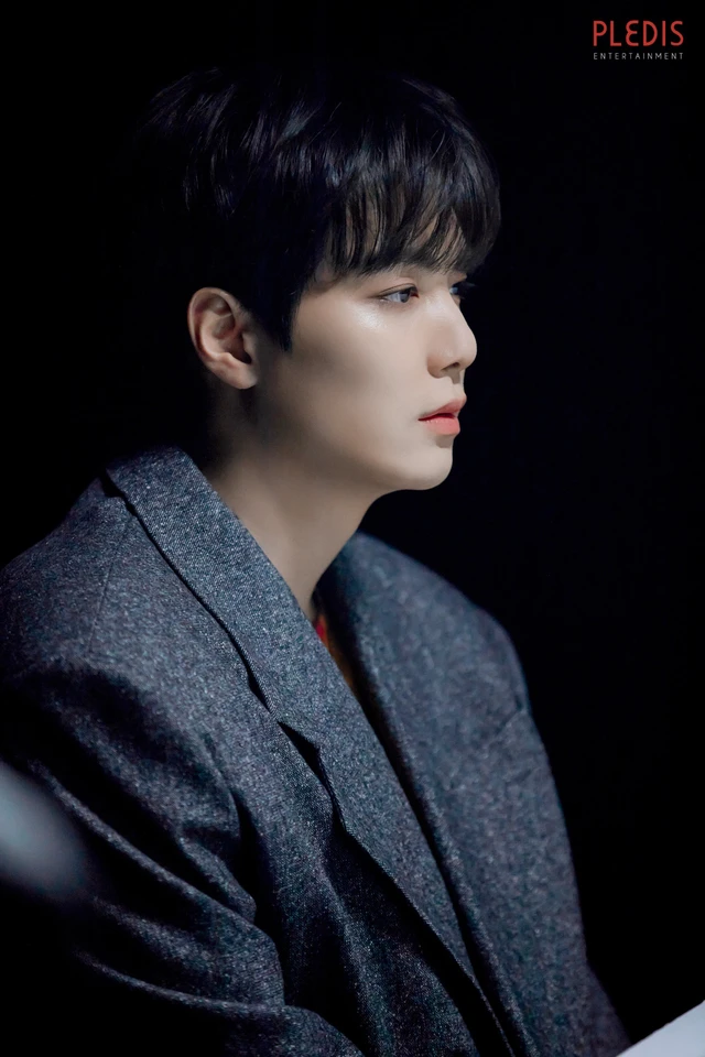 JR