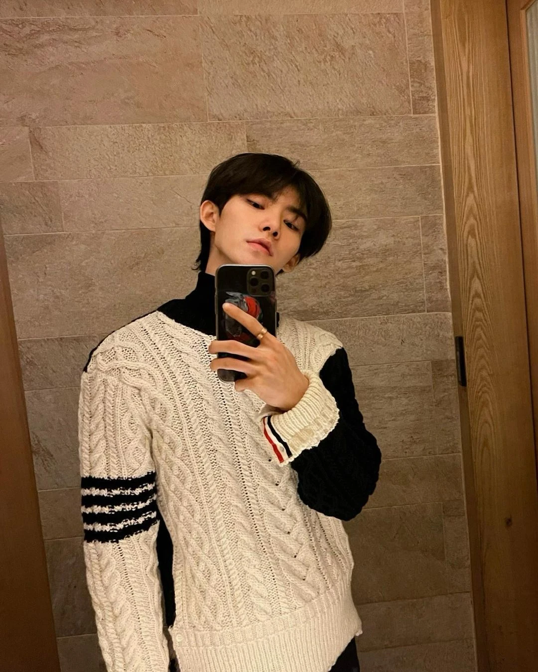 Hwall
