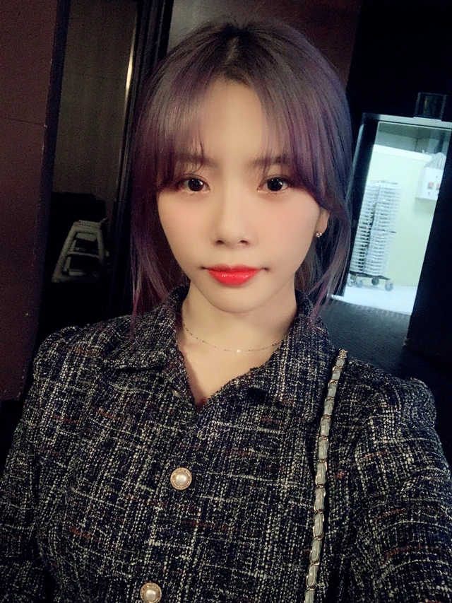 JiU