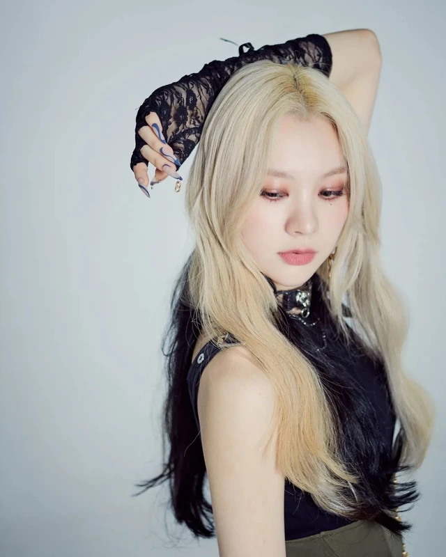 Yiyeon