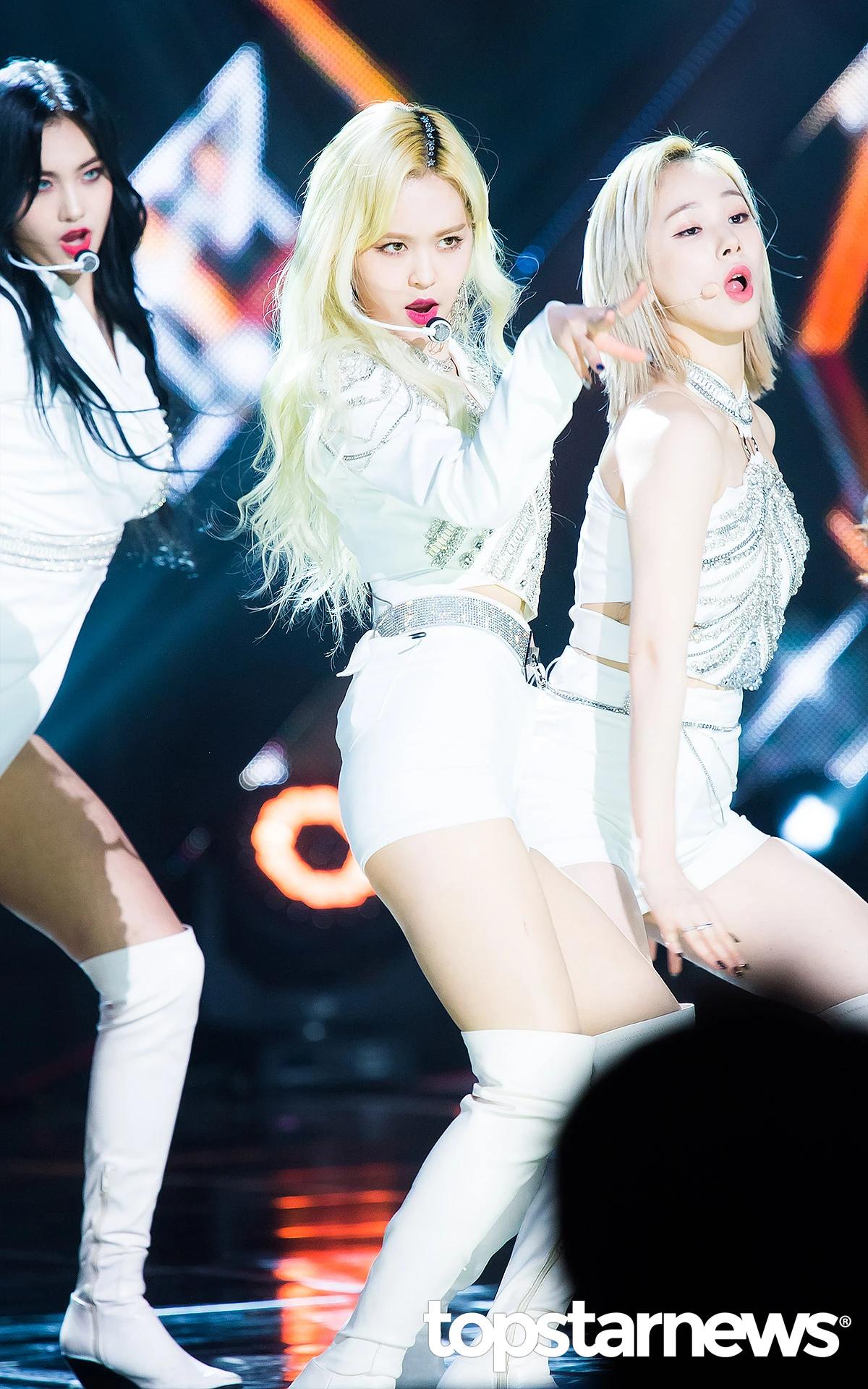 E:U