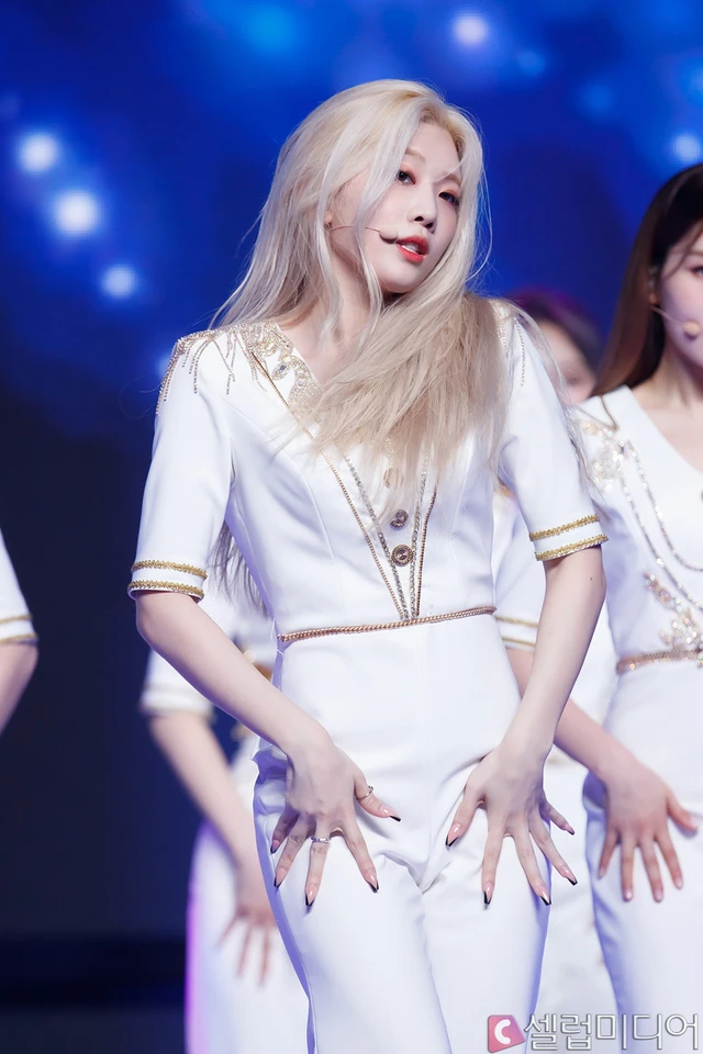 Kim Lip